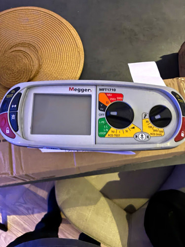 Megger mft1710 handheld - mft1710,
